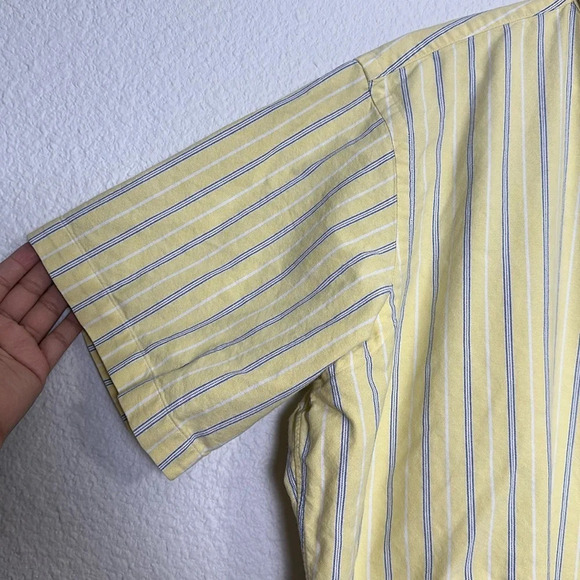 📌5/$25 Ralph Lauren Classic Fit Short Sleeve Button Down Yellow Striped Size XL - Picture 4 of 9